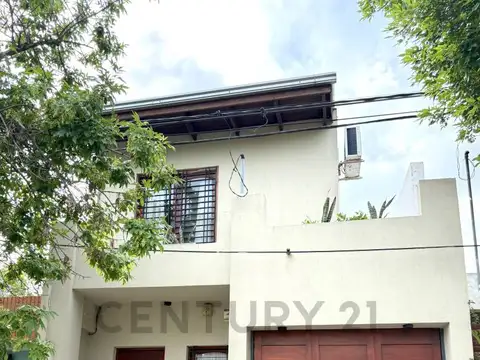 Dean Funes 1100, Piso 0