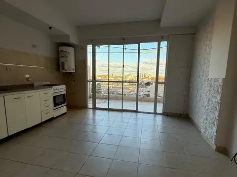 ALQUILER DE MONOAMBIENTE CON AMPLIO BALCON - EXCELENTE UBICACION