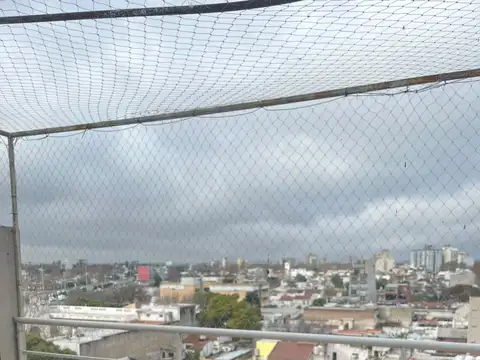 ALQUILER DE MONOAMBIENTE CON AMPLIO BALCON - EXCELENTE UBICACION