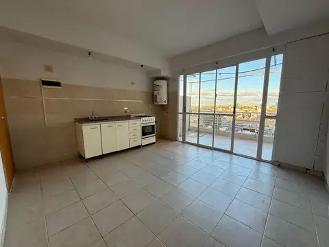 Departamento en Alquiler en Villa Luro, $ 550.000