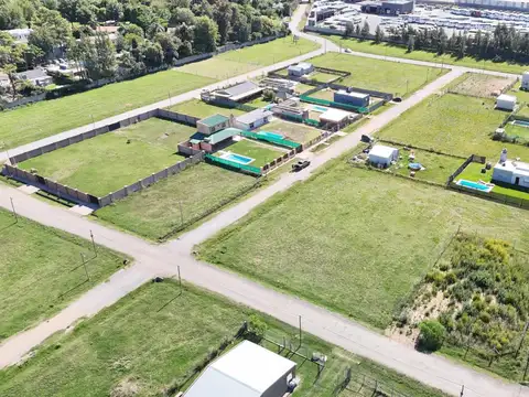Terreno en Venta en Zárate, USD 25.000
