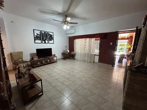 Depto Tipo Casa 4 ambientes con 2 baños