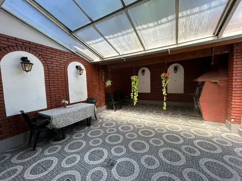 Depto Tipo Casa en Venta con 1 cocheras