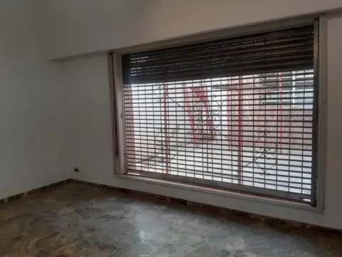 Rondeau 2300, Piso PB