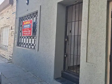 Rondeau 2300, Piso PB