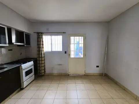 Depto Tipo Casa en Venta con 1 cocheras