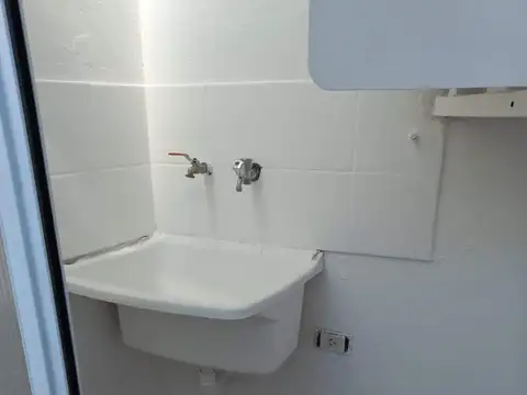 Depto Tipo Casa en Venta con 1 cocheras