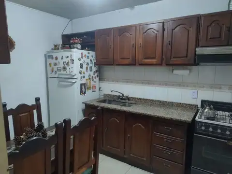 VENTA, CASA DUPLEX COCHERA 89 M2 HAEDO CHICO
