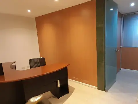 OFICINA COMERCIAL 63m2  Frente c/Cochera BELGRANO
