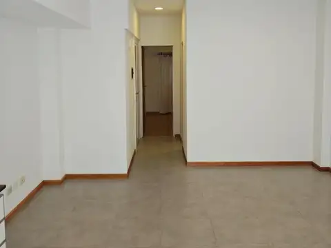 Impecable 2 Amb. c/ Balcón