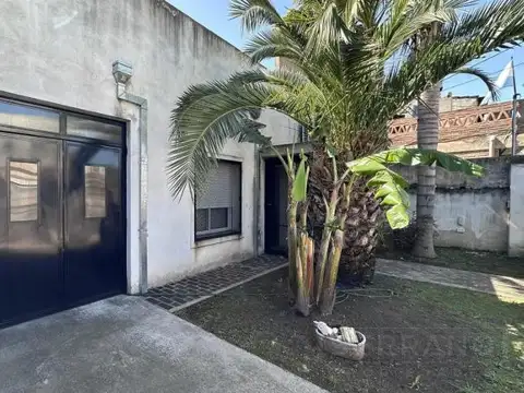 Venta Casa 4 ambientes en Moron