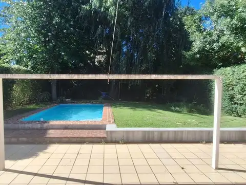 Casa en Venta con 1 cochera