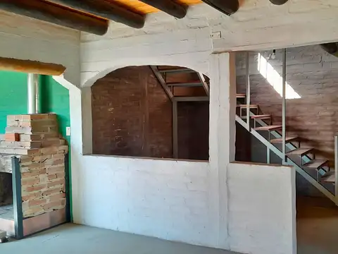 Casa 4 ambientes con 1 baño