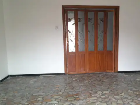 Depto Tipo Casa en Venta en Barrio España y Hospitales, USD 90.000