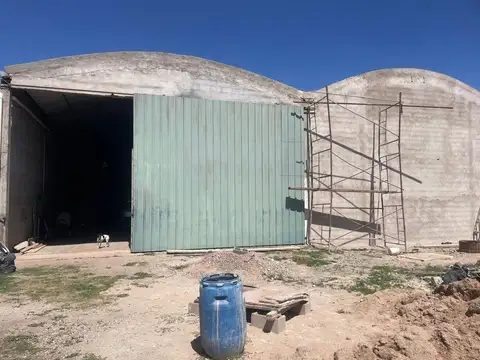 ALQUILER DE 2 GALPONES MALVINAS ARGENTINAS