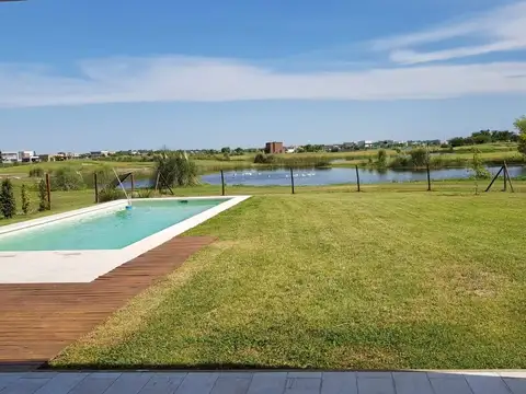 Casa en Alquiler A Estrenar