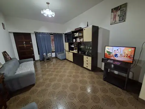 APTO CREDITO - CASA 3 AMB CON COCHERA - OPORTUNIDAD