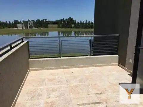 Casa en venta - 2 Dormitorios 2 Baños - 600Mts2 - Brandsen