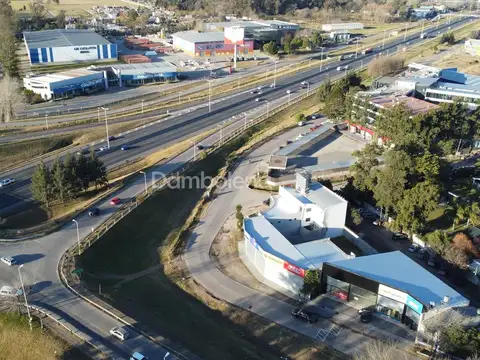 Colectora Sur Acceso Oeste km 41 100