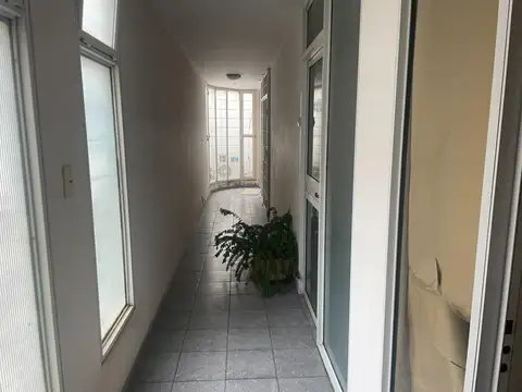 Gral. Jose Artigas 900, Piso 1