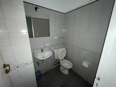 Oficina en Venta al Este