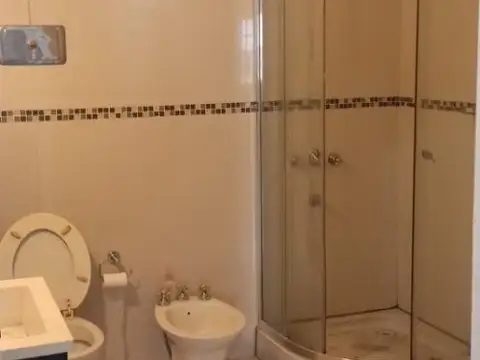 Oficina 3 ambientes con 1 baño