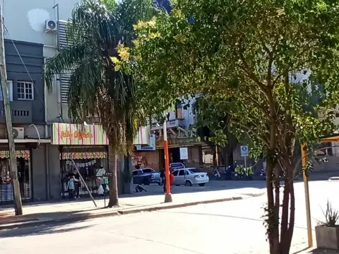 Excelente Oficinas centricas -1 er piso
