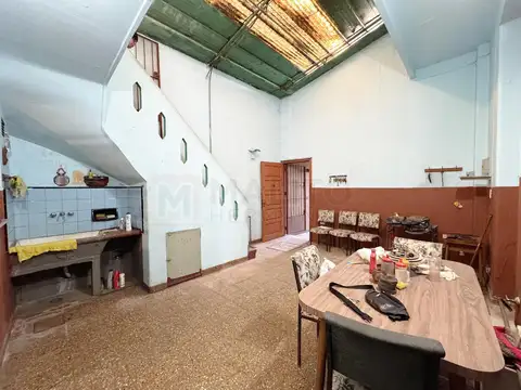 Depto Tipo Casa en Venta en Parque Avellaneda, USD 79.000