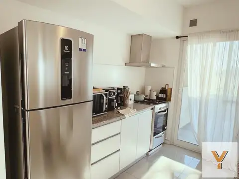 Casa en Venta - 3 Dormitorios 3 Baños - 1000mts - Coronel Brandsen