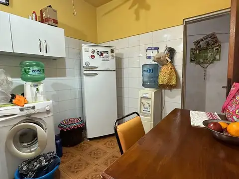 VENTA CASA 6 AMBIENTES + LOCAL  MONTE GRANDE