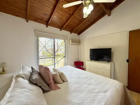 Depto Tipo Casa en Venta en Temperley, USD 179.000
