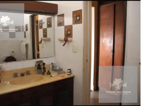 Depto Tipo Casa en Venta 50 años