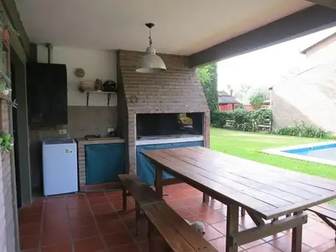 Casa en Venta en Funes, USD 160.000