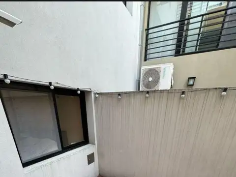 Depto Tipo Casa 2 ambientes con 1 baño