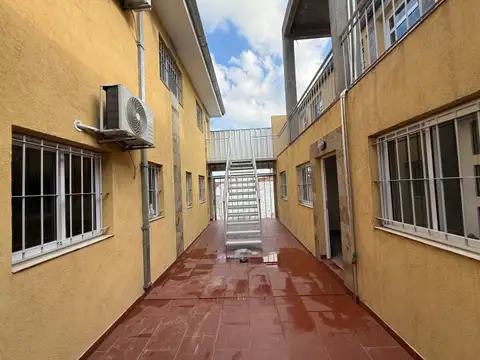 Alquiler Dos Ambi. con Balcón en Villa Luzuriaga (Disponible septiembre)
