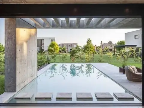 Casa en Venta en Ayres Plaza, USD 595.000