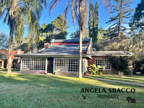 Hermosa Casa quinta en Barrio parque el Remanso. 
