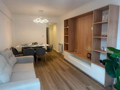 3 ambientes con Espacio de cochera Macrocentro