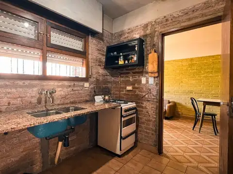Casa 3 ambientes con 1 baño