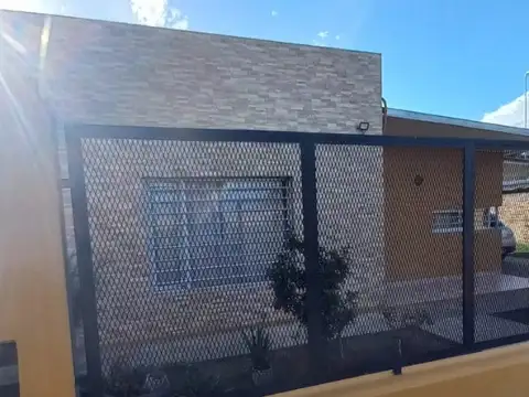 Canavesio (Los Cisnes) 1600