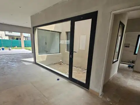 Casa en Alquiler de 3 dormitorios