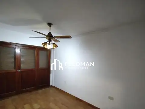 Casa en Venta en Castelar, USD 175.000