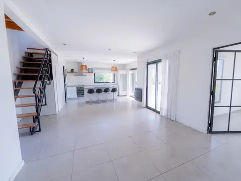 Casa en Venta al Este