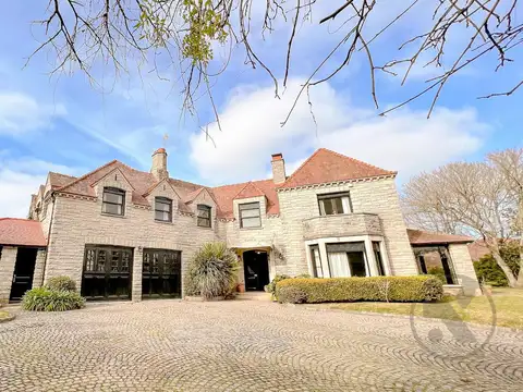 VENTA | RESIDENCIA DE ESTILO | LOS TRONCOS - MAR DEL PLATA |