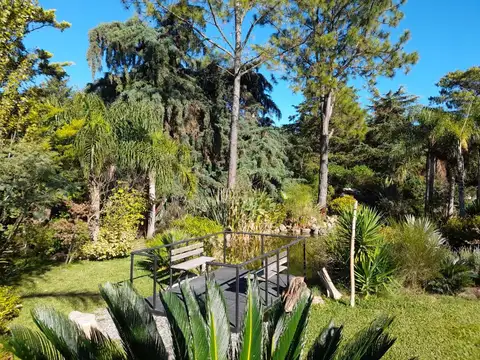 ESPECTACULAR CASA QUINTA SOBRE 2 AMPLIOS LOTES  EL PATO