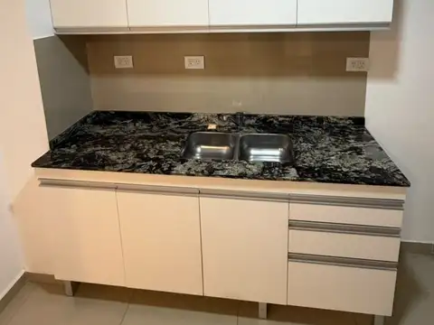 Departamento en Alquiler en Alberdi, $ 790