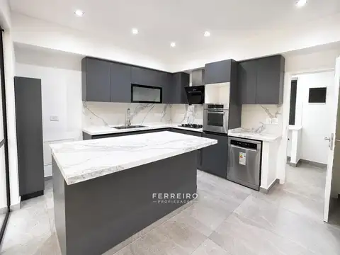 Casa en Venta en Bella Vista, USD 470.000
