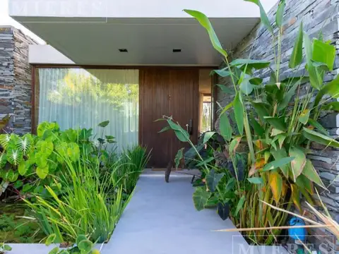 Casa en venta en el barrio Las Tipas, Nordelta