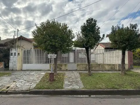 Casa a la venta en Don Torcuato