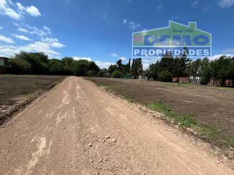 Terreno en Venta 20  mts Fondo